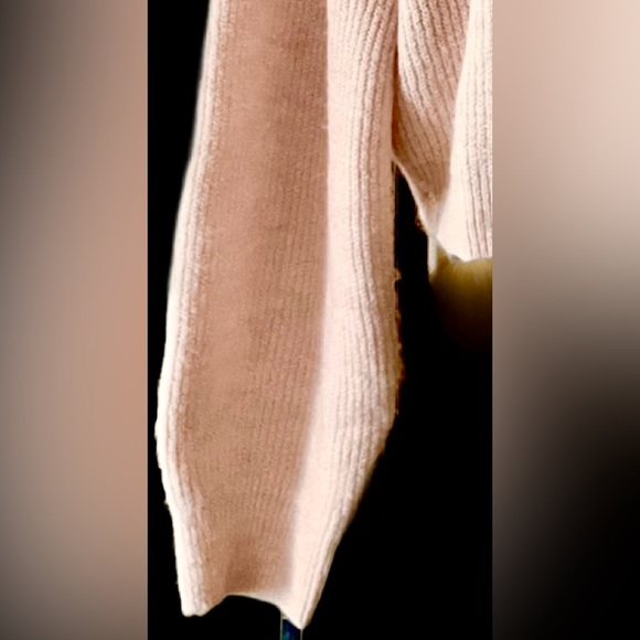 NWT H&M Pale Dusty Pink Sweater W/Sparking Bow Size M - Loose Fit - Picture 4 of 9